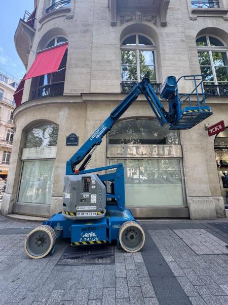Devis pour location d'une nacelle GENIE Z34/22N articulée électrique à Paris 8ème